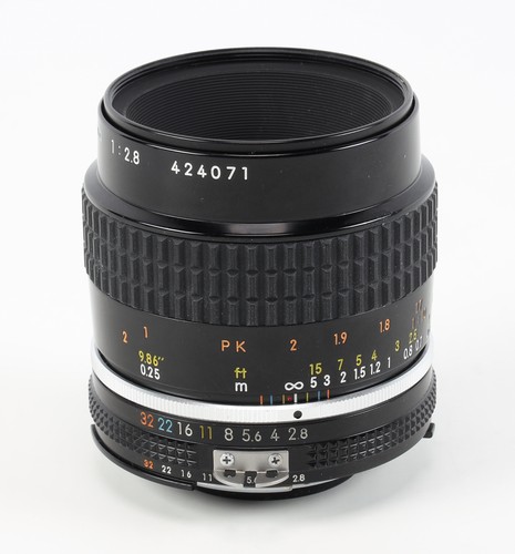 Nikon 55mm micro nikkor - f/2.8, micro-nikkor